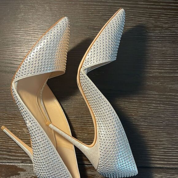 Elegant Silver Women's Heels - Picture 1 of 7